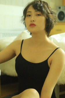 出轨的女人电影BD